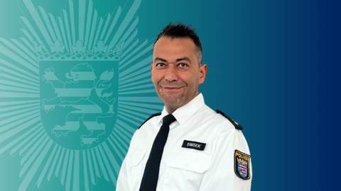 Schutzmann vor Ort Seref Levent Simsek