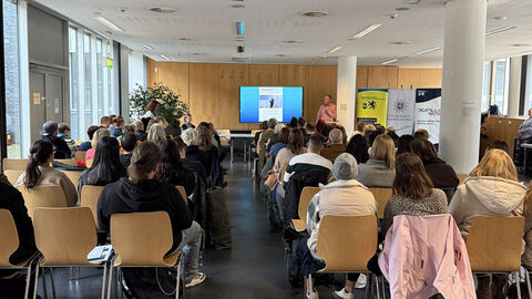 Veranstaltung Aktion Schutzschild im Polizeipräsidium Frankfurt | Zuschauerperspektive