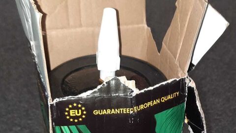 Lachgas Flasche mit gelber Aufschrift "Exotic Whip"