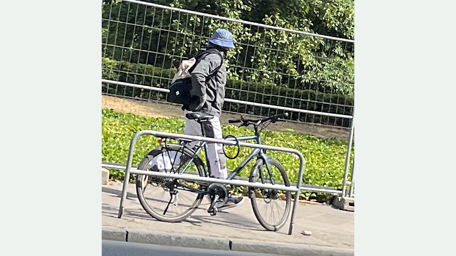 Unbekannter Täter 2 auf der Flucht - Bild 2